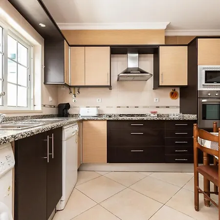 度假居 Turquesa By Algarvemanta 曼塔罗塔